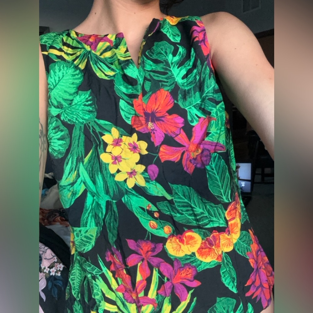 Tropical Floral Print Sleeveless Top
